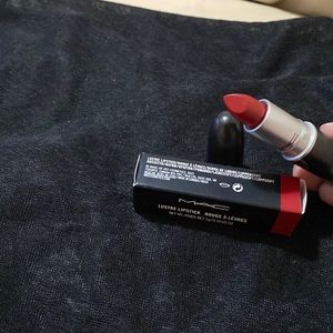 Mac Lady Bug lipstick